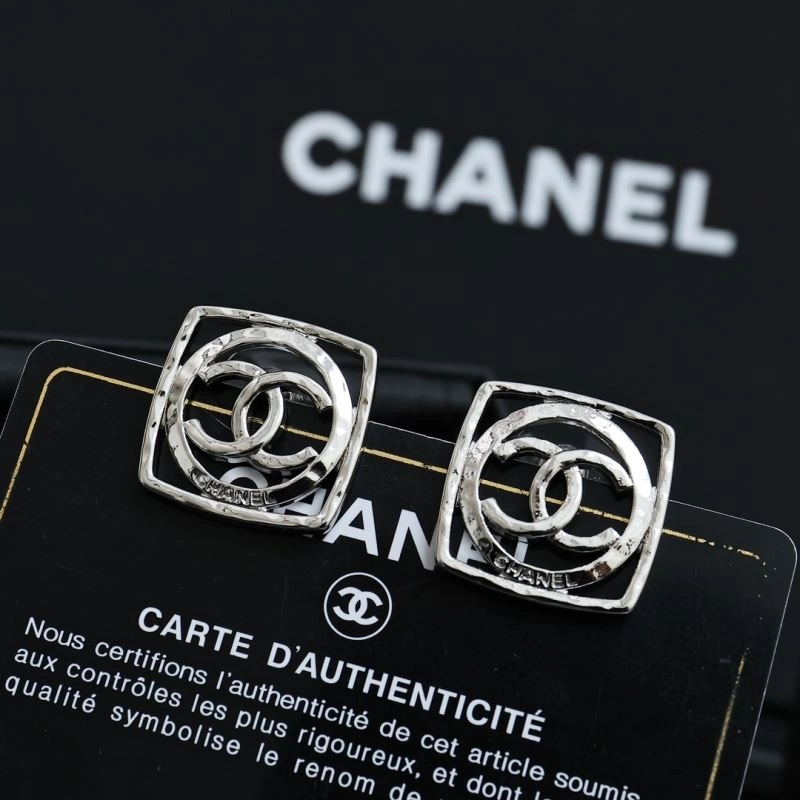 Stylish Chanel Earrings 227137
