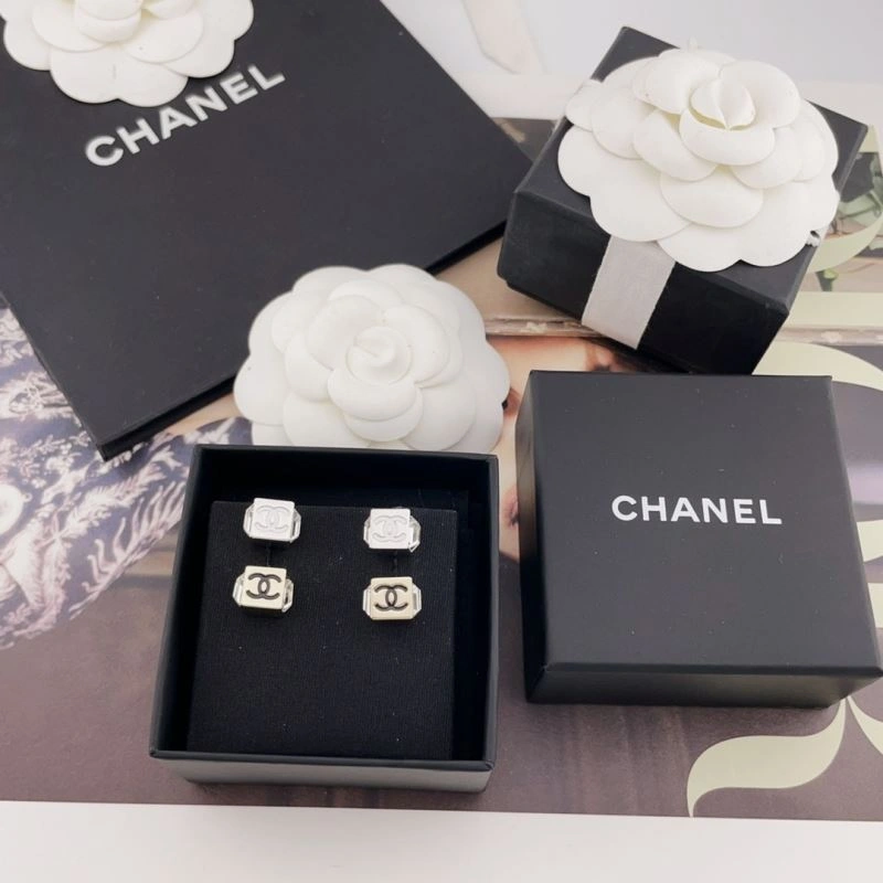 Chanel Earrings Bright 227146