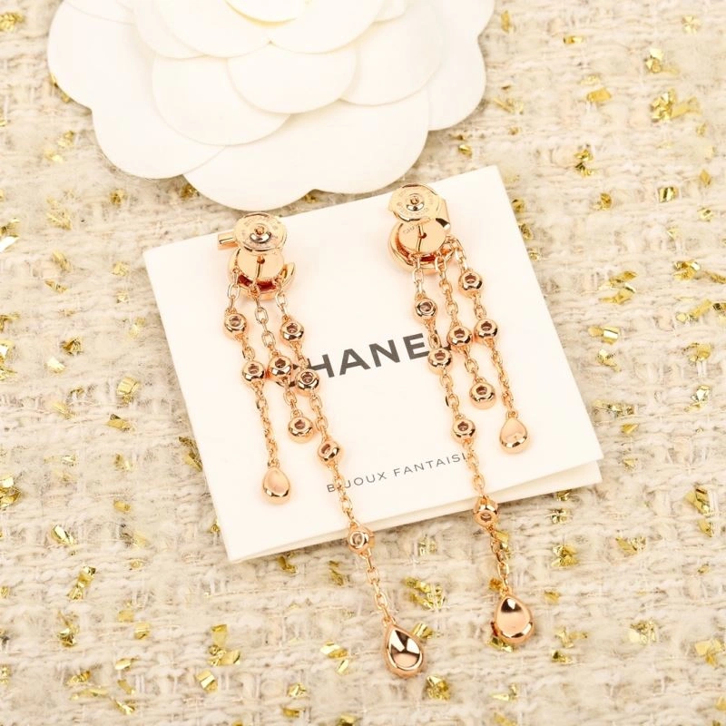 Lightweight Chanel Earrings 227134