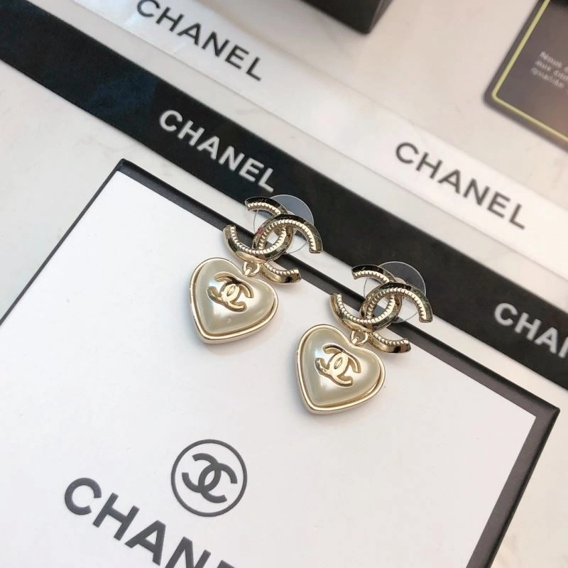 Chanel Earrings Comfortable 227217