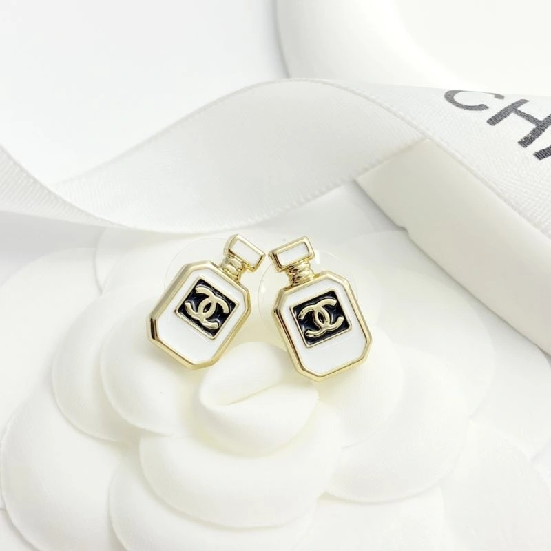 Premium Chanel Earrings 227092