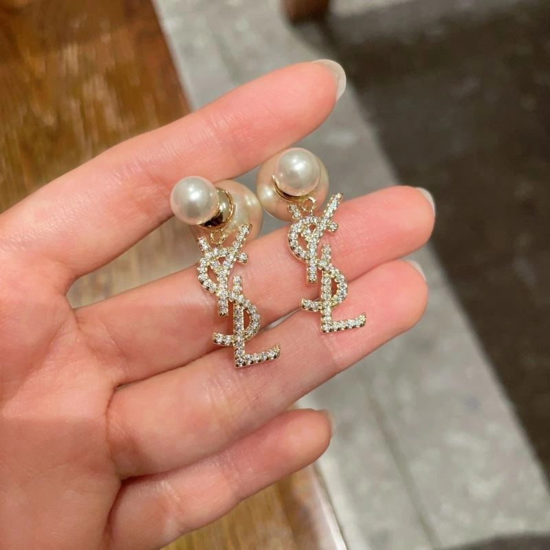 Breathable Chanel Earrings 227097
