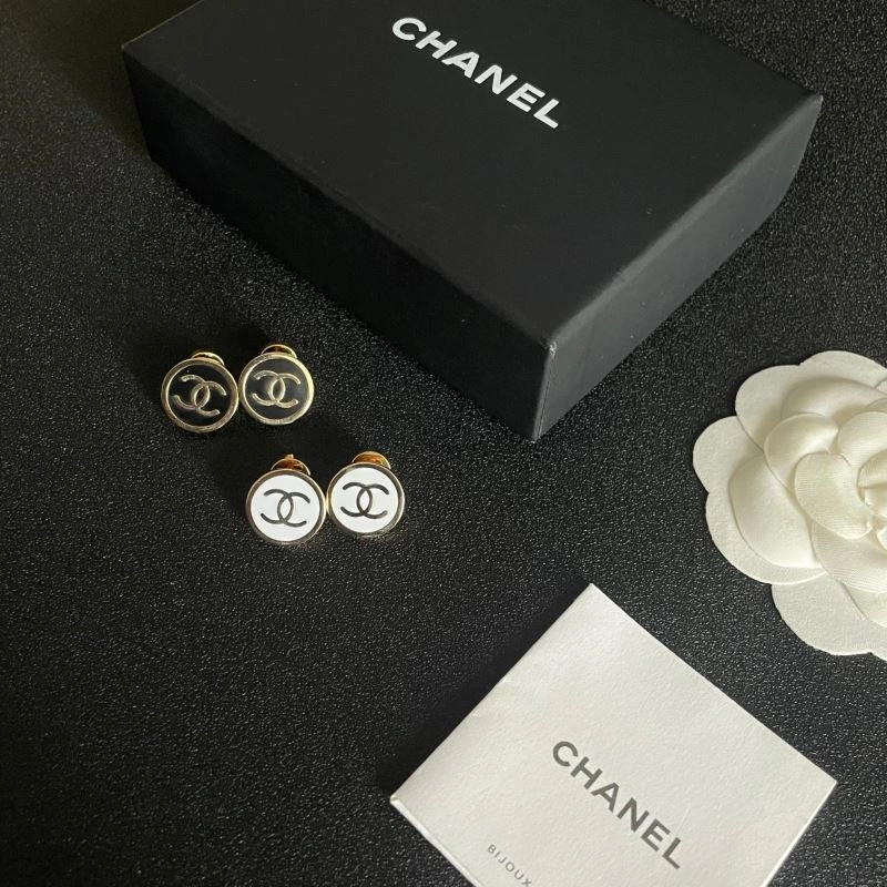 Chanel Earrings Unisex 227071