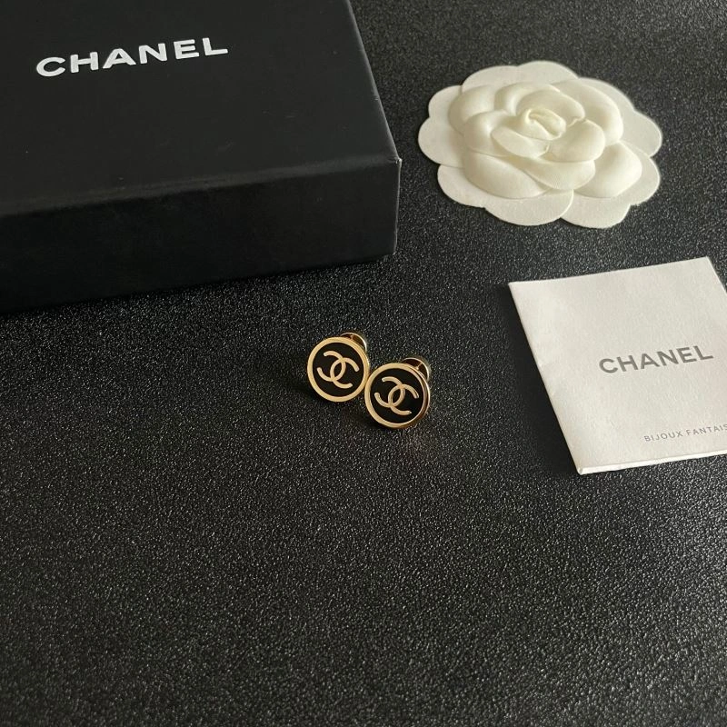 Chanel Earrings Unisex 227071