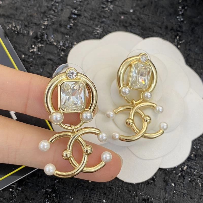 Chanel Earrings Versatile 227078