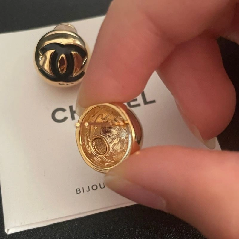 Chanel Earrings Resilient 227112