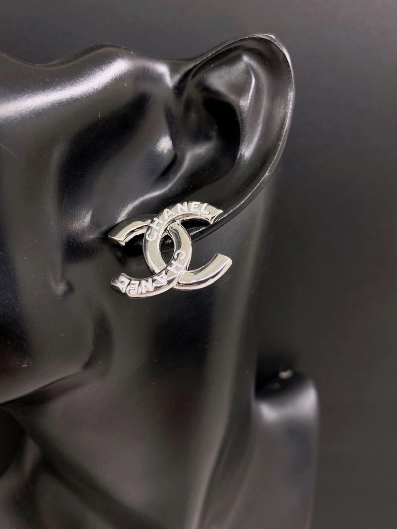 Comfortable Chanel Earrings 227062