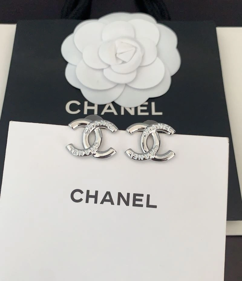Comfortable Chanel Earrings 227062