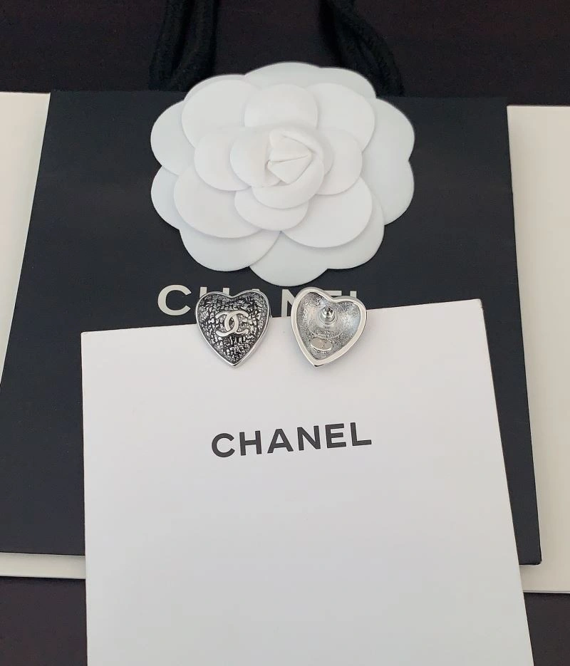 Chanel Earrings Versatile 227058