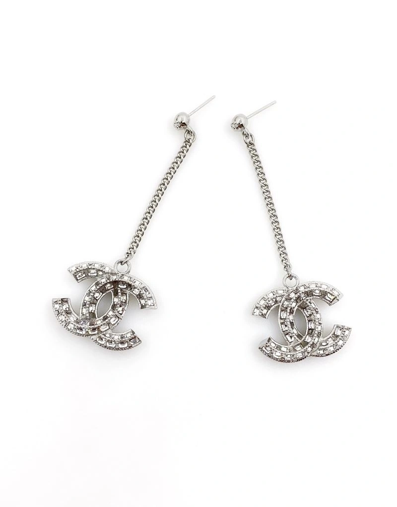 Chanel Earrings Sophisticated 227065