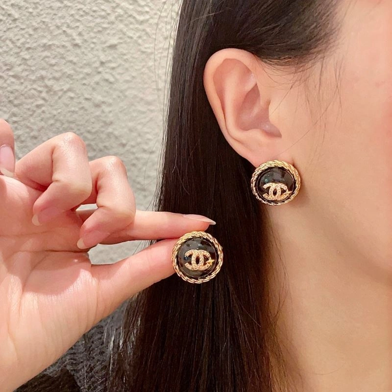 Chanel Earrings Lightweight 227177