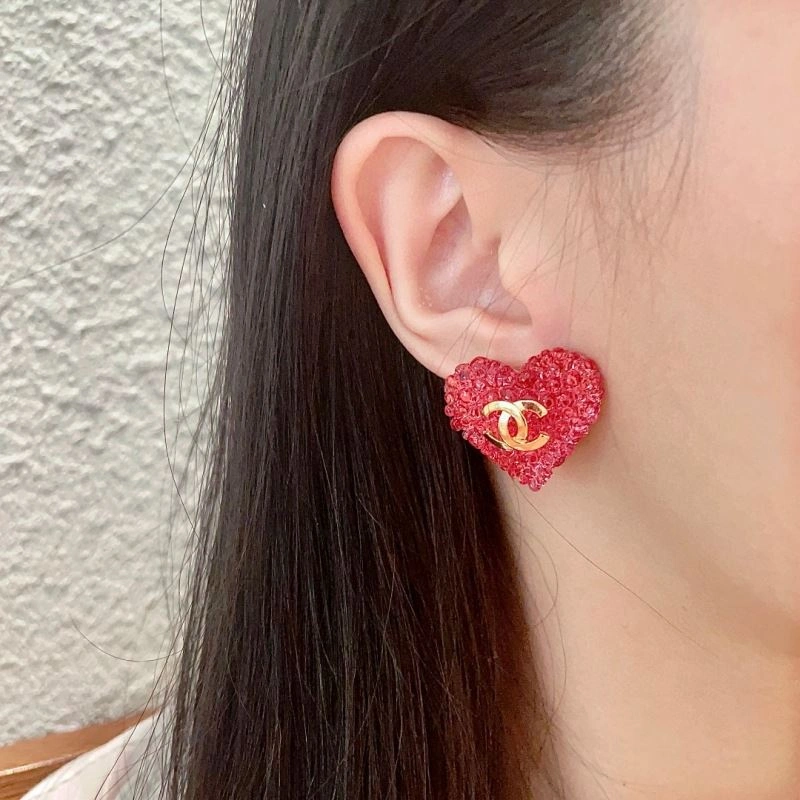 Lightweight Chanel Earrings 227046