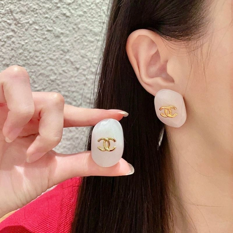 Unique Chanel Earrings 227038