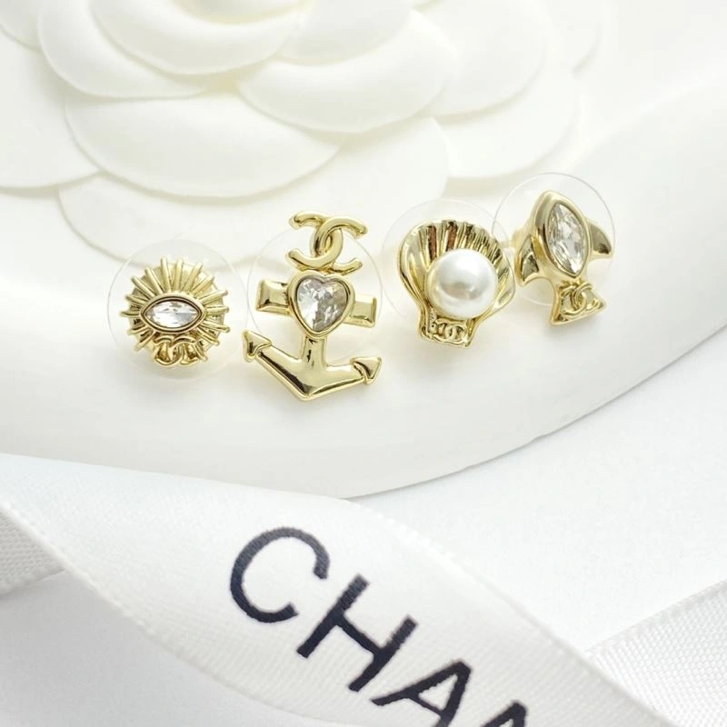 Chanel Earrings Flexible 227030