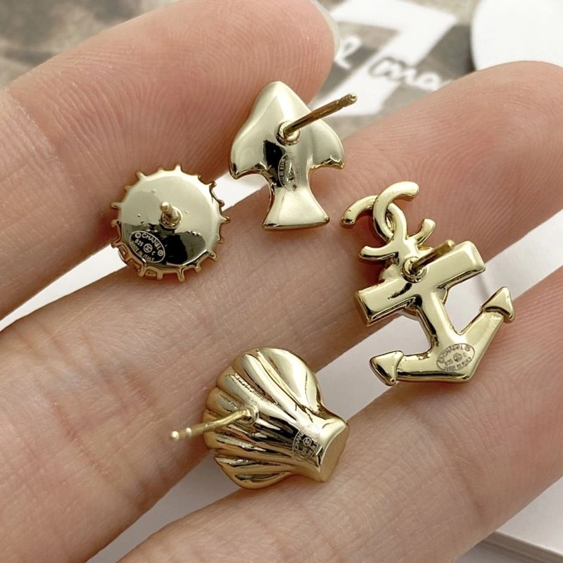 Chanel Earrings Flexible 227030