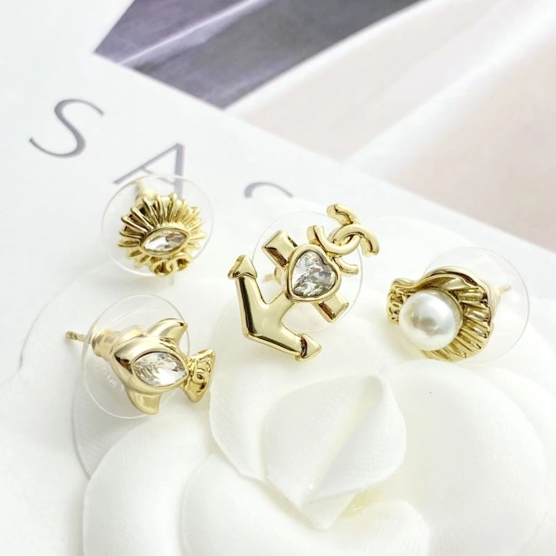 Chanel Earrings Flexible 227030