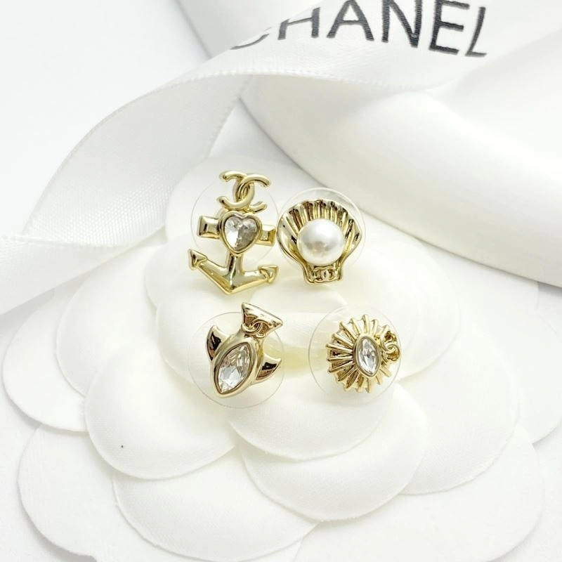 Chanel Earrings Flexible 227030