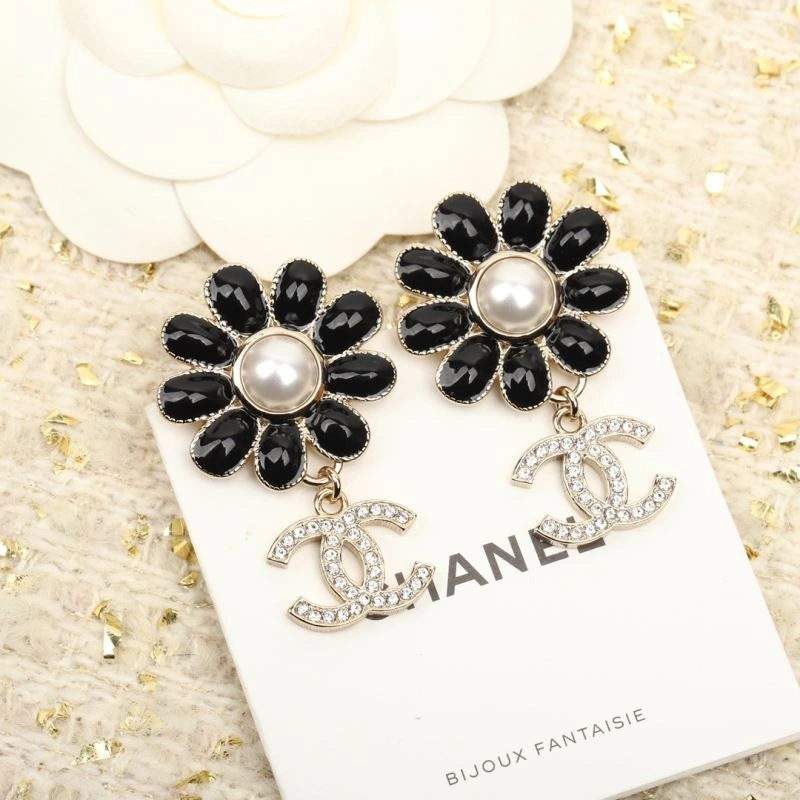FashionForward Chanel Earrings 226309