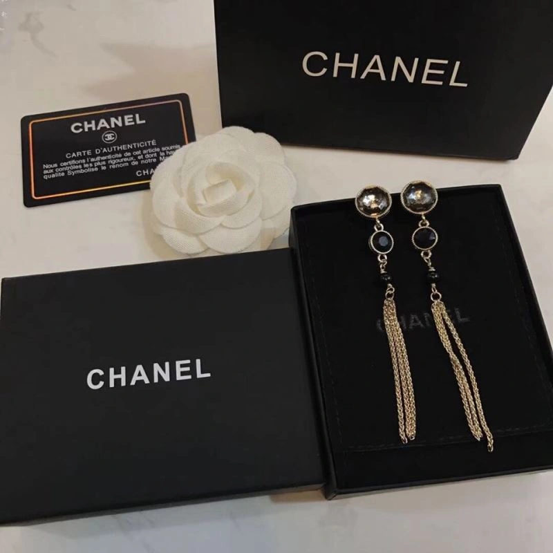 Chanel Earrings Bright 226304