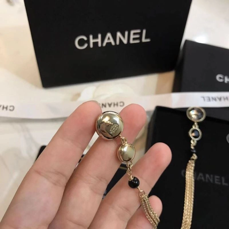 Chanel Earrings Bright 226304