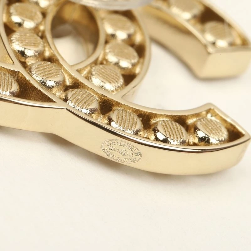 Tailored Chanel Earrings 226253