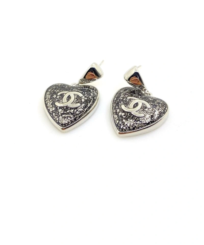 Chanel Earrings Comfortable 226233