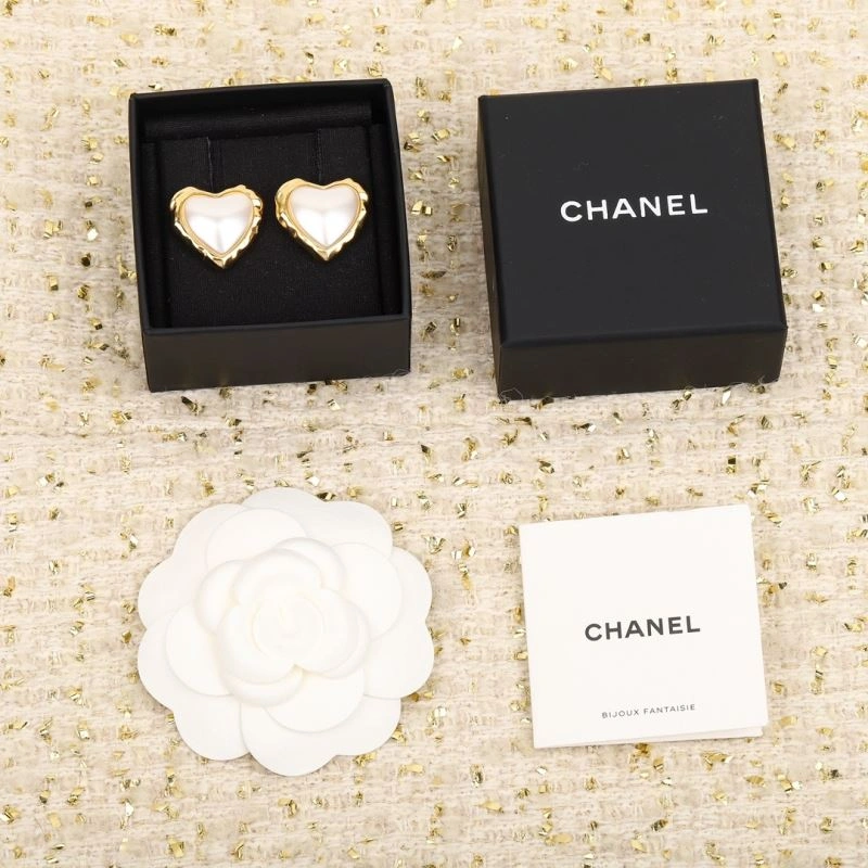 Chanel Earrings WellDesigned 226209