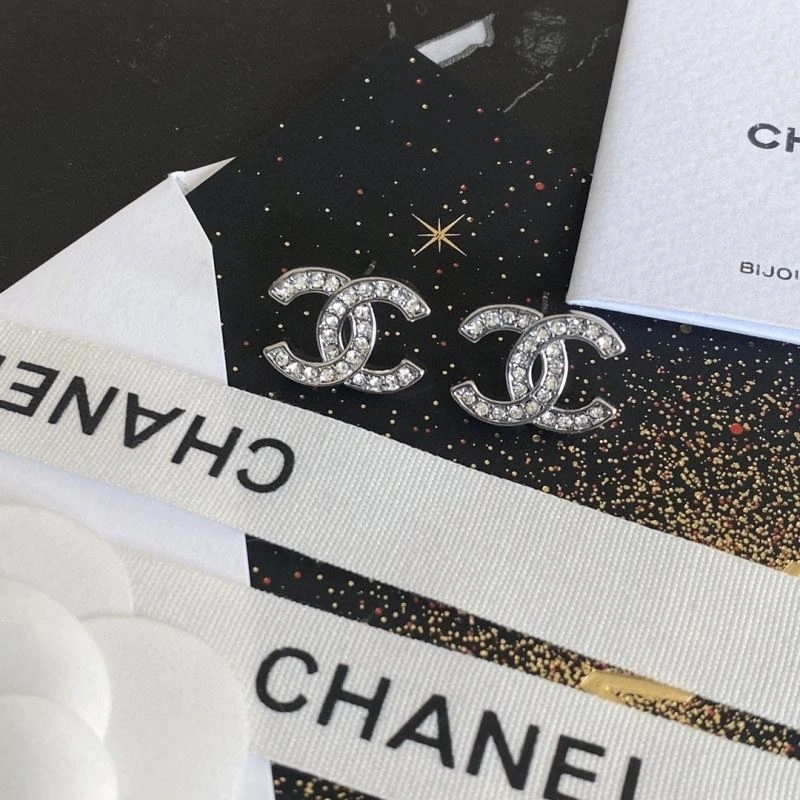 Chanel Earrings Comfortable 226183