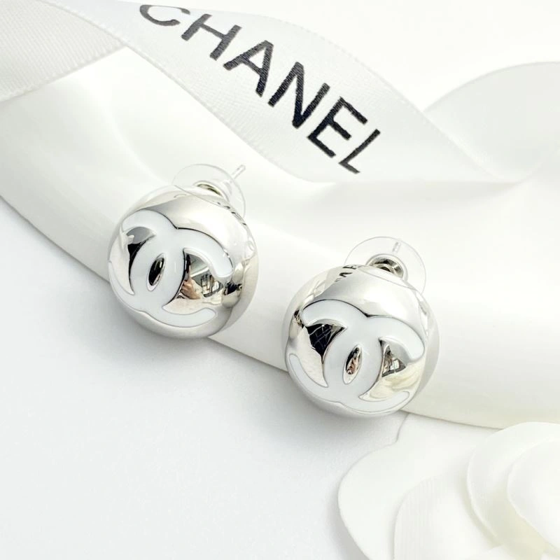 Chanel Earrings Elegant 226180