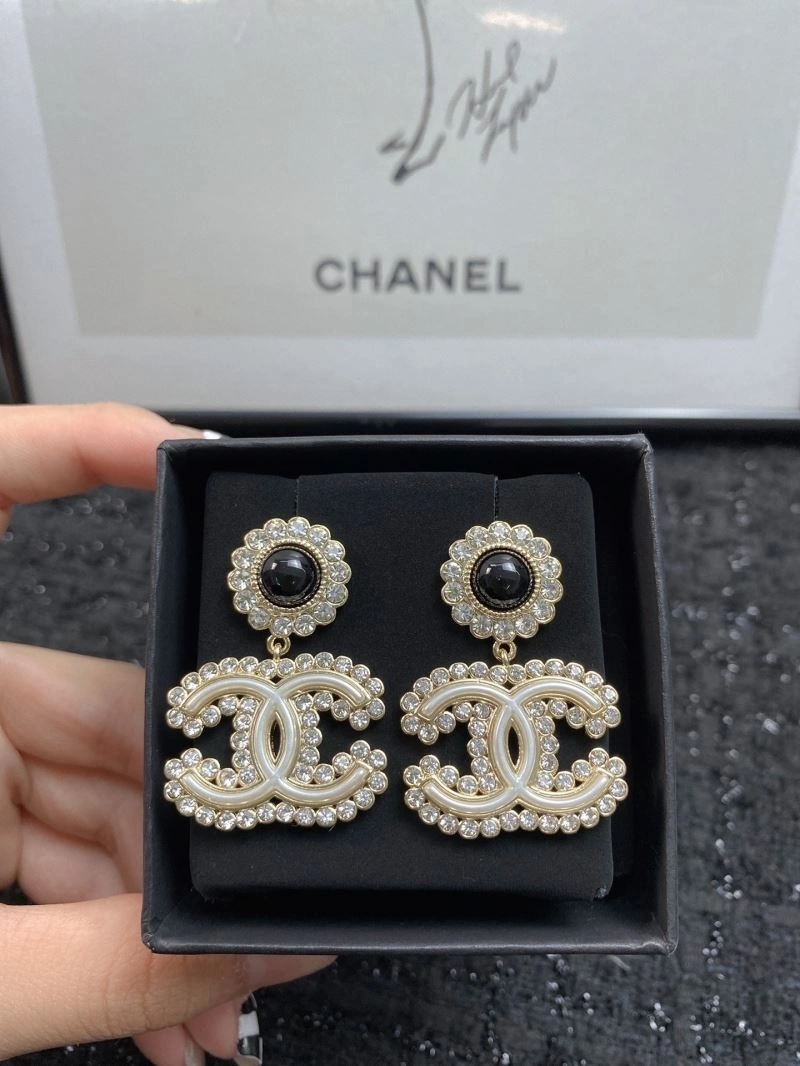 Chanel Earrings SmoothTexture 226182