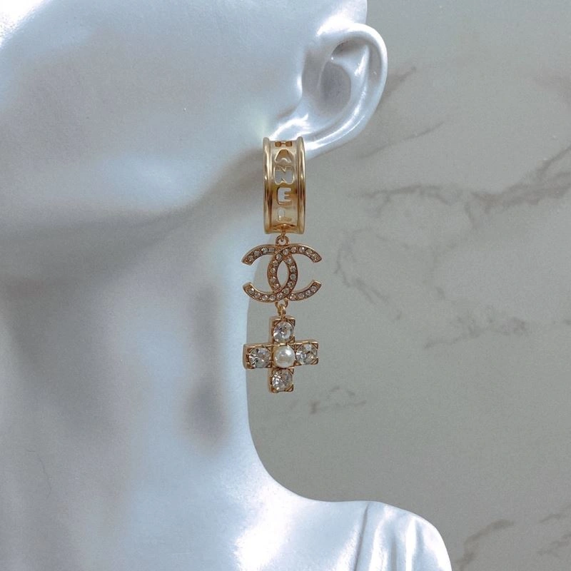 Chanel Earrings Popular 226186