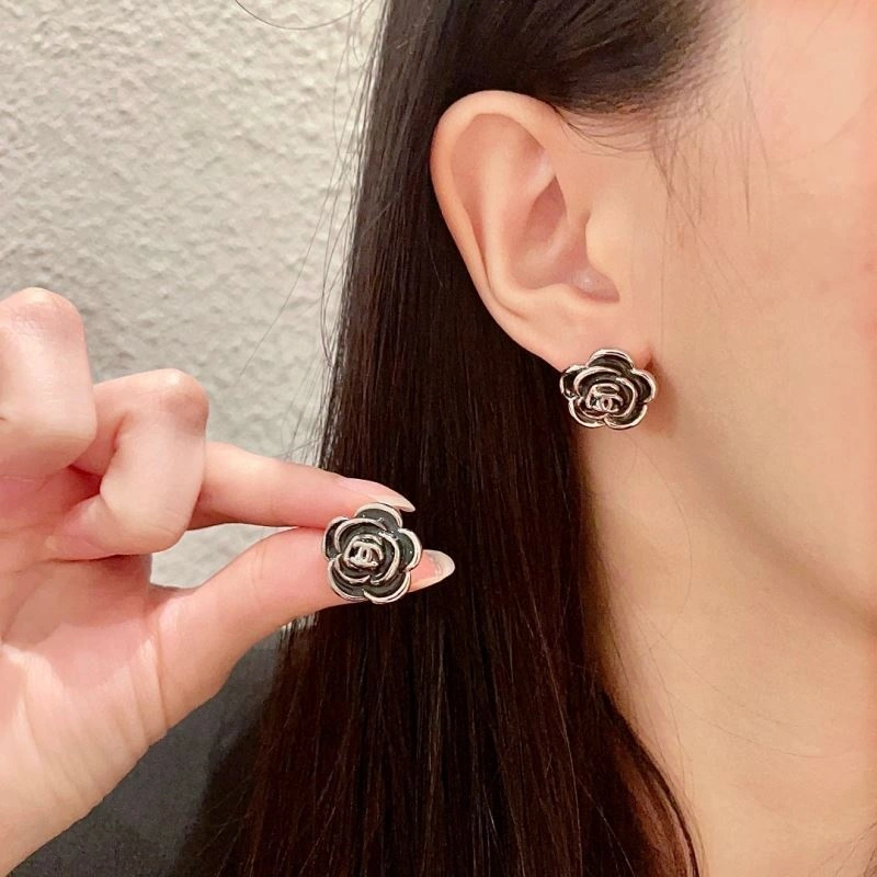 FashionForward Chanel Earrings 226208