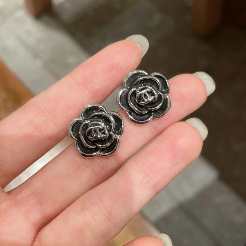FashionForward Chanel Earrings 226208