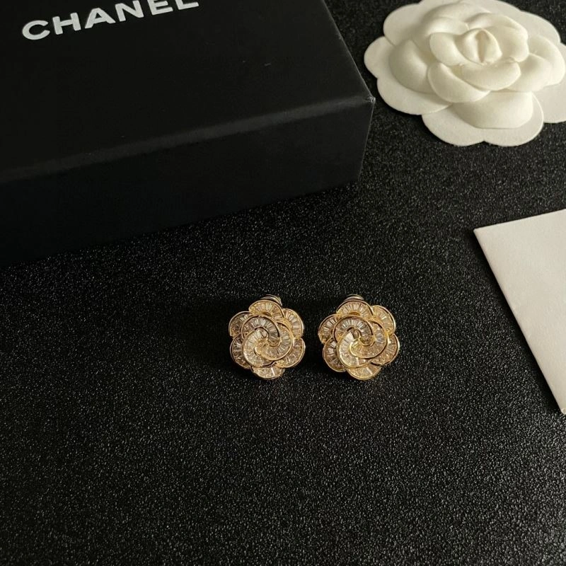 Sleek Chanel Earrings 226161