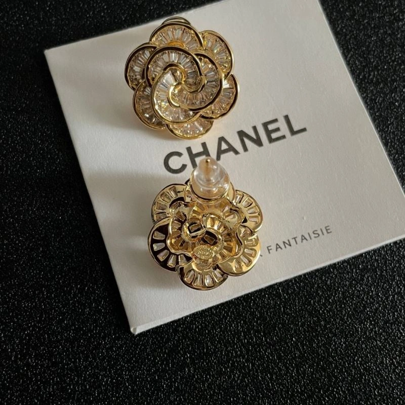 Sleek Chanel Earrings 226161
