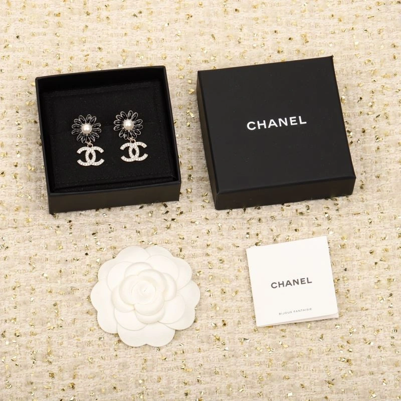 Affordable Chanel Earrings 226210