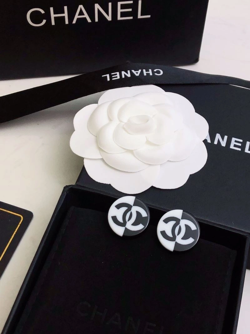 Chanel Earrings Durable 226160