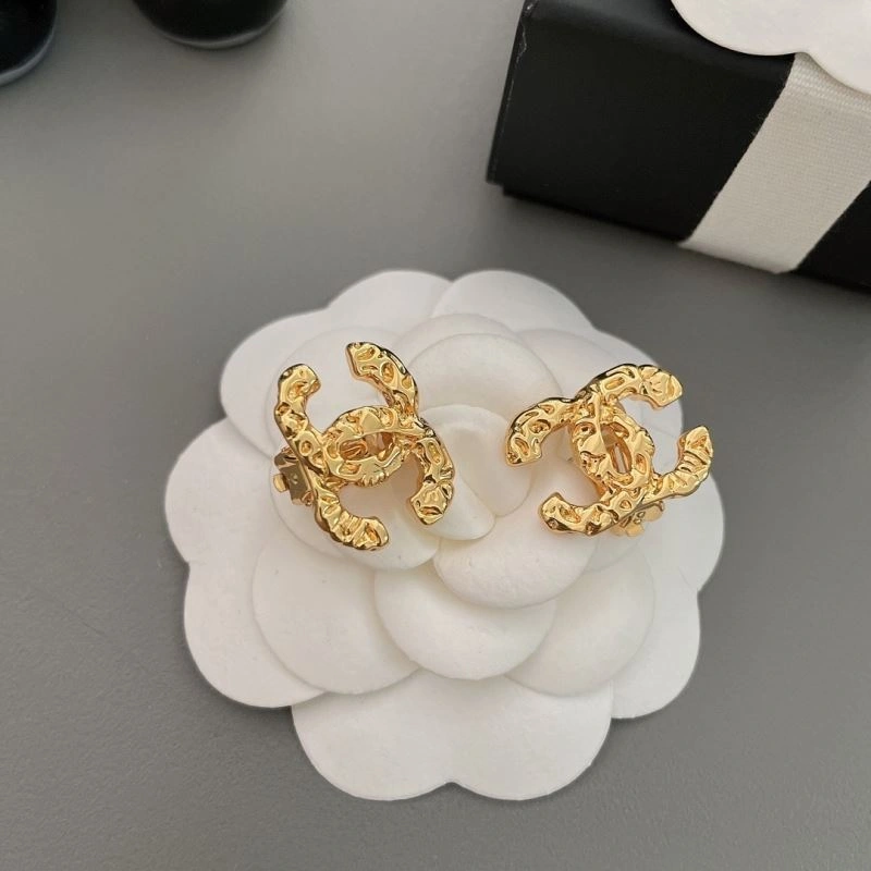 Chic Chanel Earrings 226155