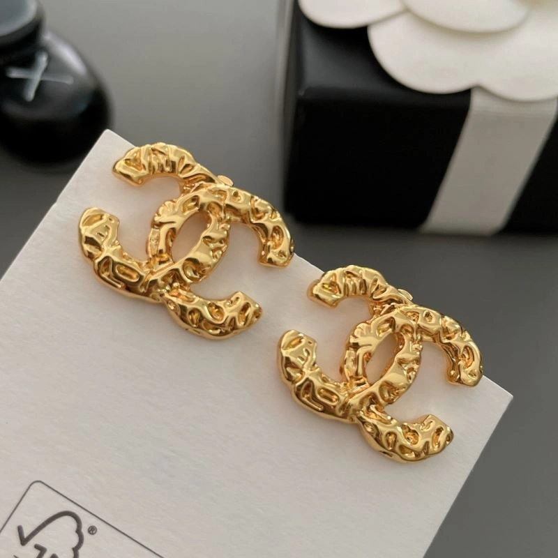 Chic Chanel Earrings 226155