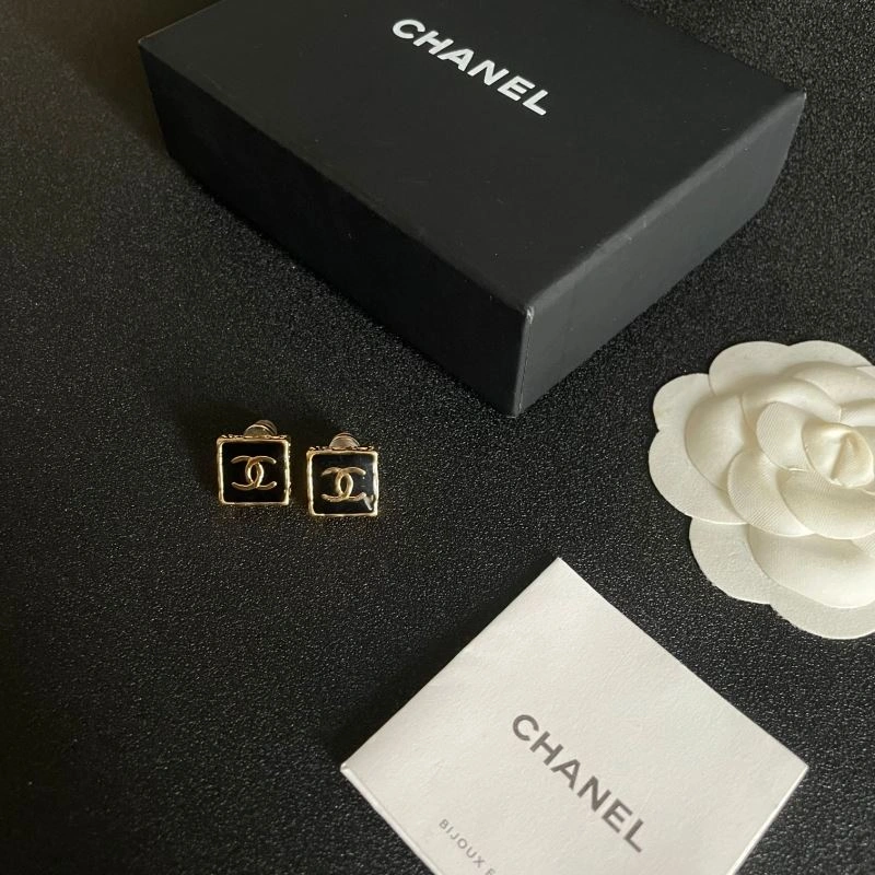 Chanel Earrings Tailored 226141