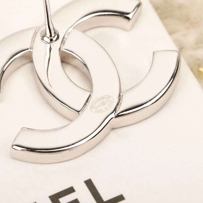 Affordable Chanel Earrings 226145