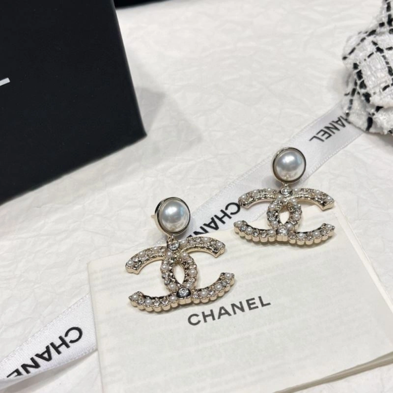 Refined Chanel Earrings 226144