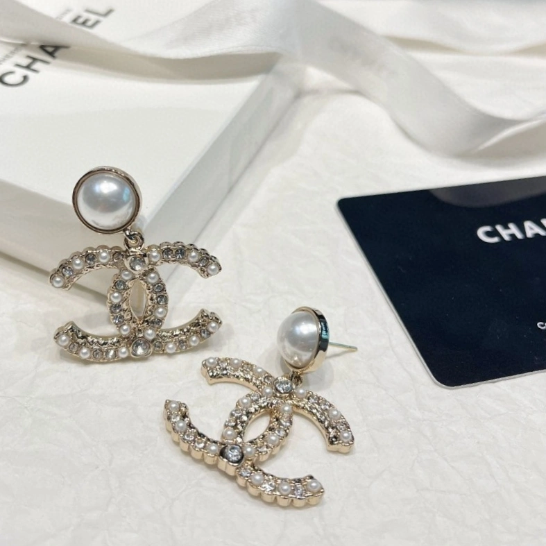 Refined Chanel Earrings 226144