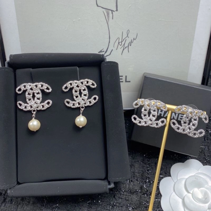 Durable Chanel Earrings 226129