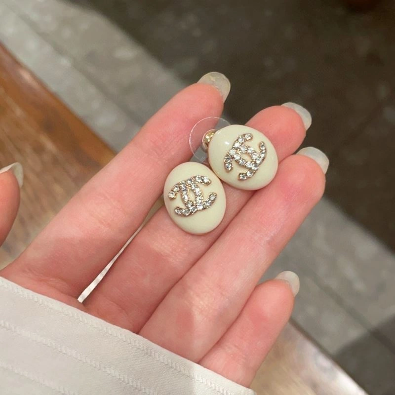 Chanel Earrings Sophisticated 226112
