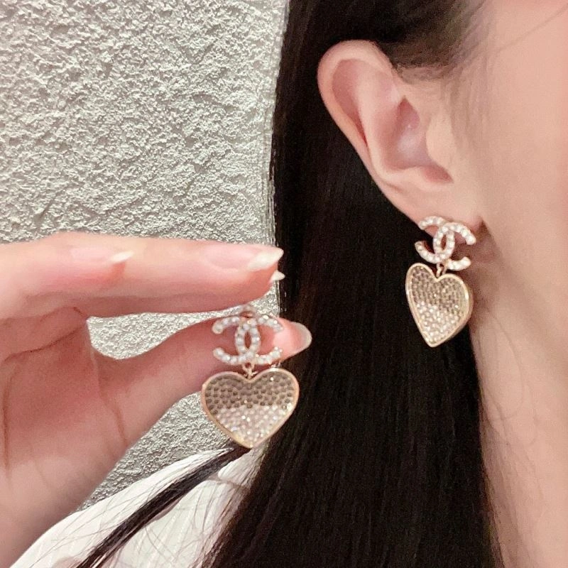 Chanel Earrings WaterResistant 226162