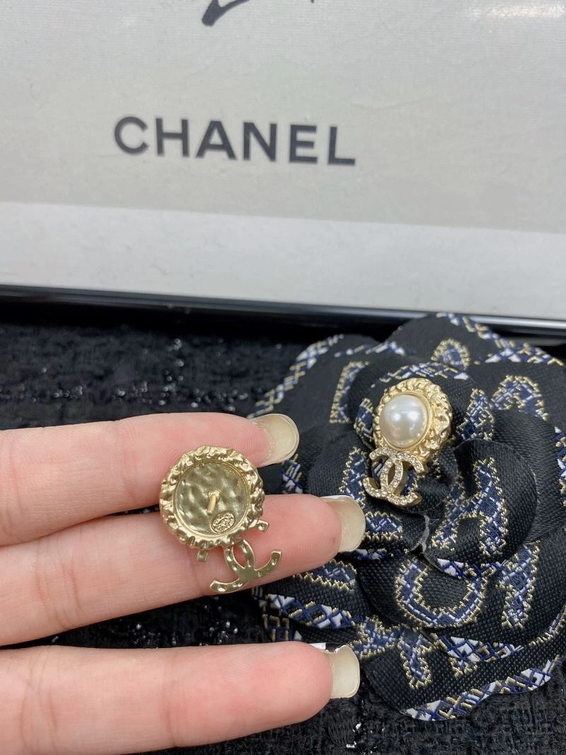 Chanel Earrings Chic 226099