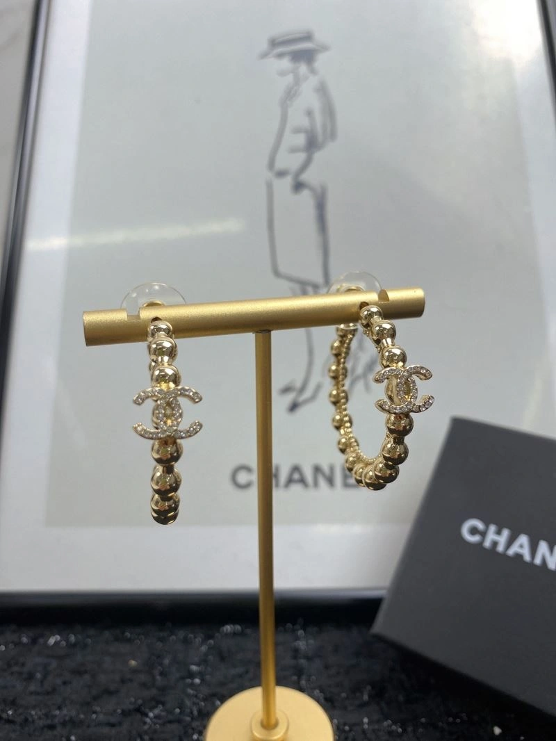 Versatile Chanel Earrings 226107
