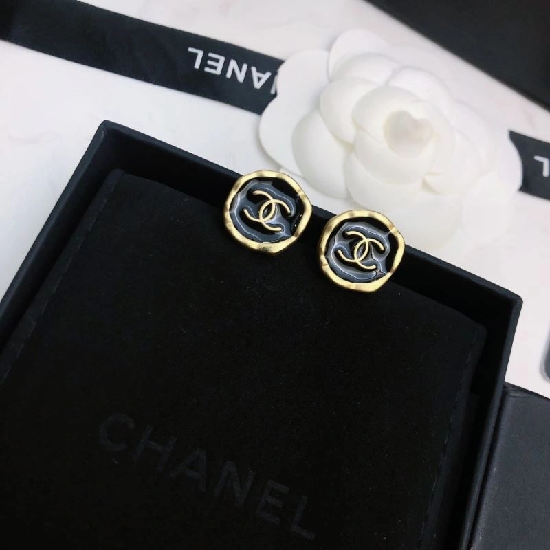 Sophisticated Chanel Earrings 226083