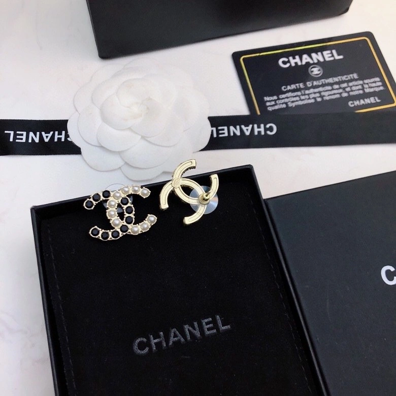 SunProtective Chanel Earrings 226090